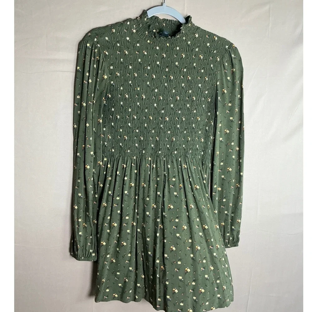 Wild Fable Womens‎ Olive Green Floral Smocked Mock Neck Mini Dress Size M 0448 - Picture 3 of 8